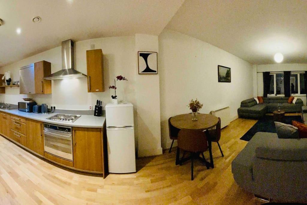 Beautiful Central Open Plan Living! Manchester Exteriér fotografie